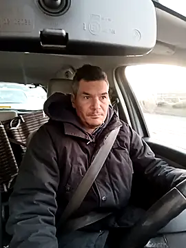 twitshe online show from November 21, 2025, 4:05 pm