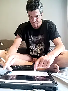 twitshe online show from January 10, 2026, 4:47 am