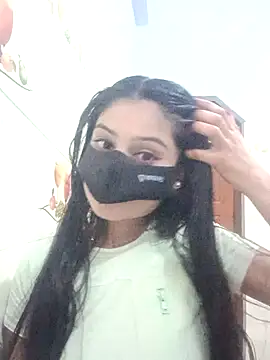 Hot-Soniya733 online show from November 6, 2025, 7:04 pm