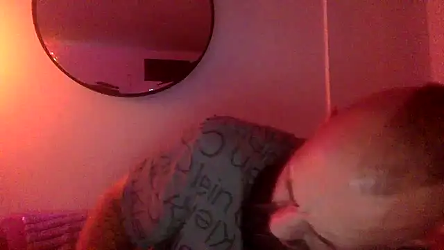 Bearlyfuckinglogan online show from July 6, 2026, 1:13 am