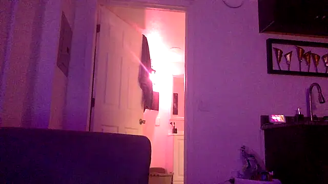 Bearlyfuckinglogan online show from July 8, 2026, 2:49 am