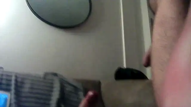 Bearlyfuckinglogan online show from July 9, 2026, 2:37 am