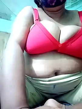 Snapshot of jenyfer709 chatting on February 21, 2026, 12:11 am jenyfer709 online show from February 21, 2026, 12:11 am