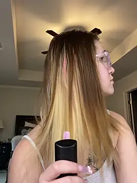 Riley ray69 online show from February 4, 2026, 7:09 pm