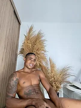 liambolt online show from October 26, 2025, 12:38 am