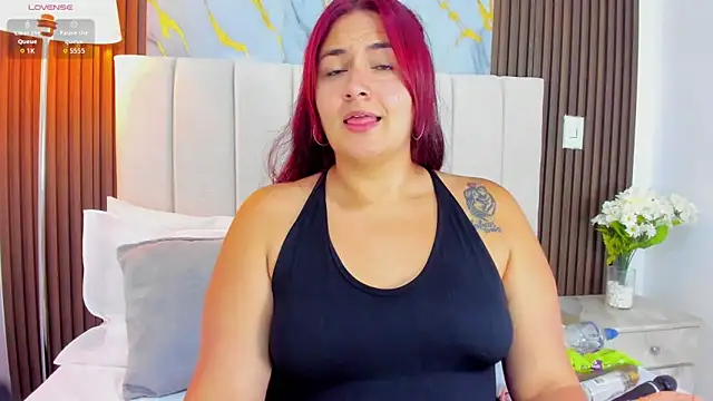 Snapshot of Victoria_Guzman chatting on April 30, 2026, 4:24 pm Victoria Guzman online show from April 30, 2026, 4:24 pm