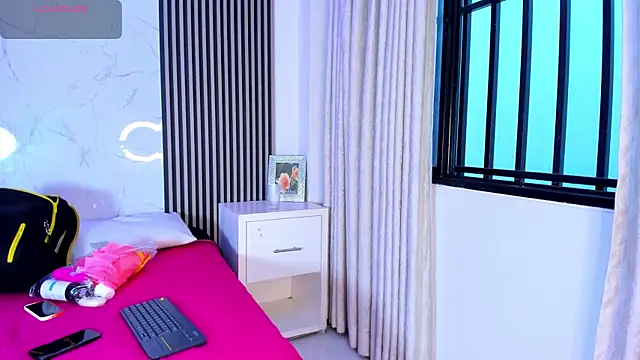 StephanAndSamantha online show from October 13, 2025, 10:10 pm