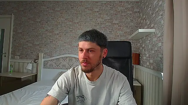 JonahShaw online show from June 1, 2026, 4:14 am