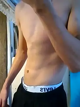 Snapshot of LUISSLEONN0958 chatting on September 27, 2025, 9:42 pm LUISSLEONN0958 online show from September 27, 2025, 9:42 pm