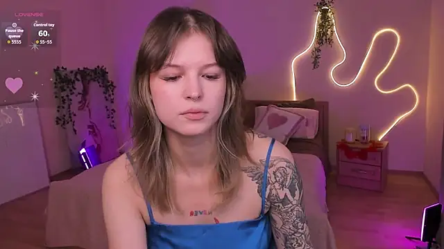 Lisa Blossom online show from June 16, 2026, 6:05 am
