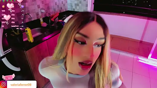 SEXYTSLATINA online show from November 28, 2025, 12:13 am