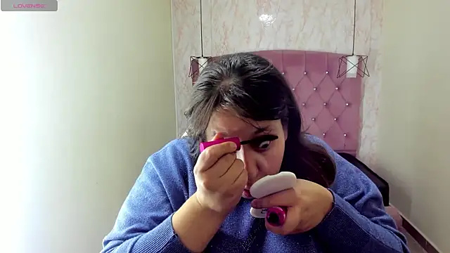  Emily rosee  online show from October 2, 2025, 12:23 pm