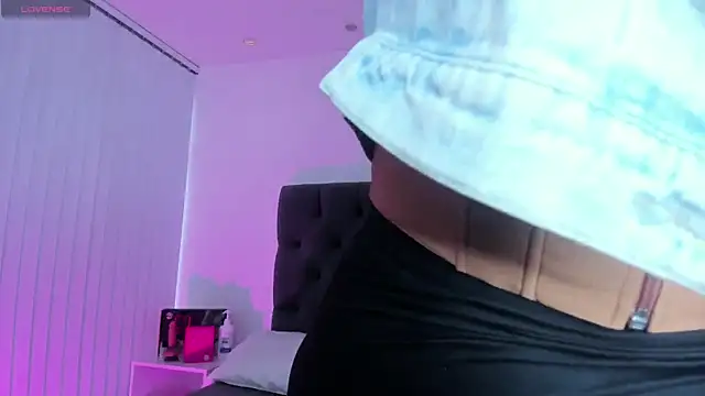 VictoriaParkeer online show from November 20, 2025, 11:43 am