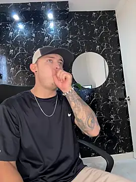 Snapshot of Alexander_ferre chatting on January 7, 2026, 1:46 pm Alexander ferre online show from January 7, 2026, 1:46 pm