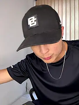 Snapshot of Alexander_ferre chatting on January 13, 2026, 1:27 pm Alexander ferre online show from January 13, 2026, 1:27 pm