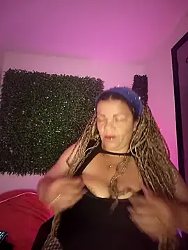 Eva Luxei online show from October 27, 2025, 12:20 pm