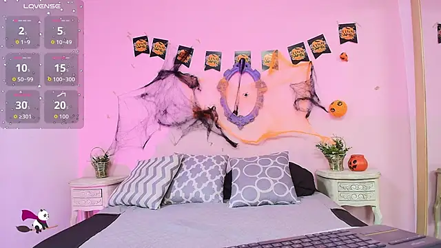 Snapshot of Nahomi_Rivera chatting on October 30, 2025, 1:01 pm Nahomi Rivera online show from October 30, 2025, 1:01 pm