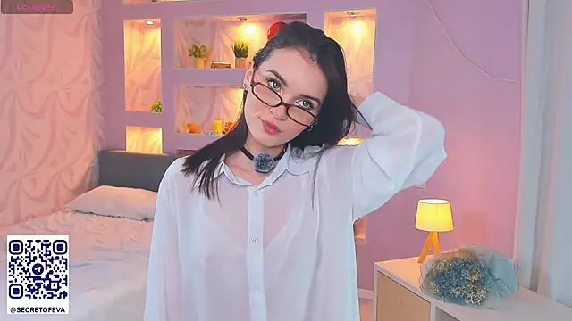 TeriRipka online show from November 7, 2025, 7:03 pm