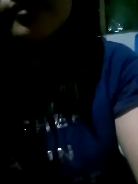 Snapshot of Dreamyeyes_08 chatting on October 4, 2025, 7:45 pm Dreamyeyes 08 online show from October 4, 2025, 7:45 pm