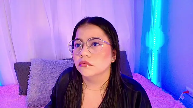 Snapshot of LilyRousee chatting on February 6, 2026, 2:16 am LilyRousee online show from February 6, 2026, 2:16 am