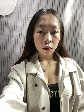 Liplipne online show from October 24, 2025, 2:08 am