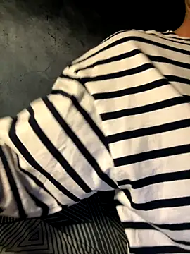 Snapshot of icefun1109 chatting on November 15, 2025, 4:14 pm icefun1109 online show from November 15, 2025, 4:14 pm