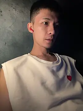 icefun1109 online show from April 18, 2026, 3:49 pm