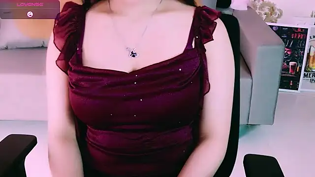 Snapshot of My_Rose chatting on February 16, 2026, 3:08 pm My Rose online show from February 16, 2026, 3:08 pm