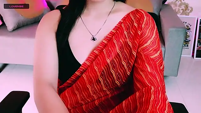 My Rose online show from April 15, 2026, 2:51 am