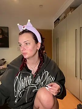 OliviaaFischer online show from March 23, 2026, 2:10 pm