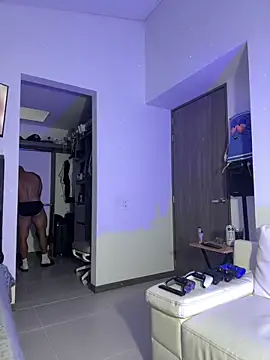 Andrew Johnnson online show from April 7, 2026, 10:09 pm