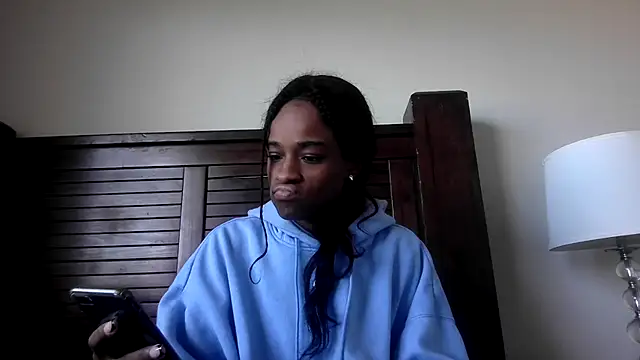 Marlowlovee online show from September 21, 2025, 5:14 pm