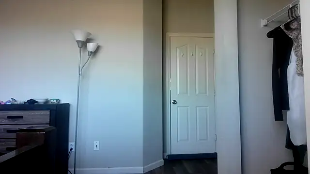 Marlowlovee online show from October 24, 2025, 8:05 pm