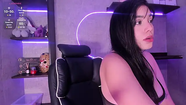 Snapshot of RenataLeclair chatting on February 25, 2026, 4:16 pm RenataLeclair online show from February 25, 2026, 4:16 pm