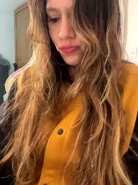 emma hot2006 online show from December 1, 2025, 11:43 pm