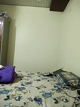 vickylis online show from September 22, 2025, 11:12 am