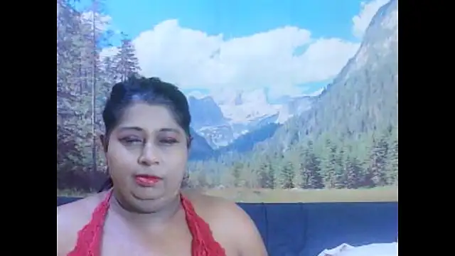 Snapshot of indianhoney694u chatting on March 30, 2026, 5:08 am indianhoney694u online show from March 30, 2026, 5:08 am
