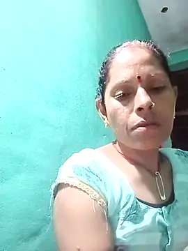 Suhana pandit online show from September 18, 2025, 10:34 pm