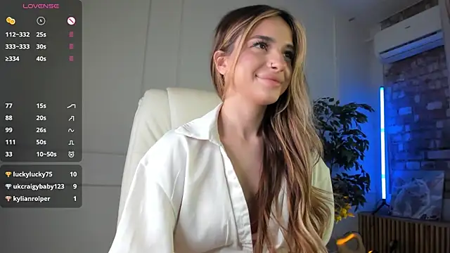 Blessed Molly online show from April 1, 2026, 9:21 am