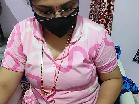 Snapshot of jannu6482 chatting on October 27, 2025, 2:32 pm jannu6482 online show from October 27, 2025, 2:32 pm