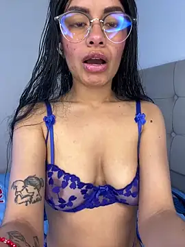 Melissa coch online show from November 1, 2025, 5:04 pm