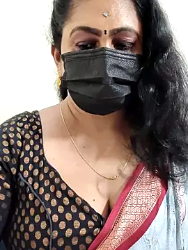 Snapshot of Sweetie_swetha37 chatting on February 5, 2026, 9:14 am Sweetie swetha37 online show from February 5, 2026, 9:14 am