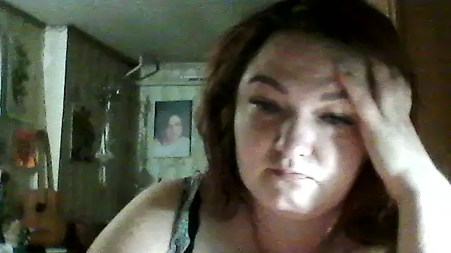 AngelQSky online show from November 22, 2025, 11:37 pm