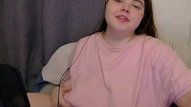 brattyprincessemma online show from January 14, 2026, 4:45 pm