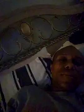 mannystrong6933 online show from September 27, 2025, 10:37 pm