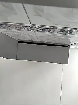 Crystal Star  online show from November 30, 2025, 6:01 pm