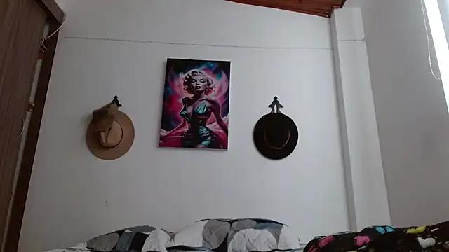 Crystal Star  online show from March 7, 2026, 12:57 pm