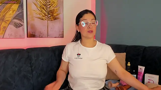 Alana steel 1 online show from November 30, 2025, 12:09 pm