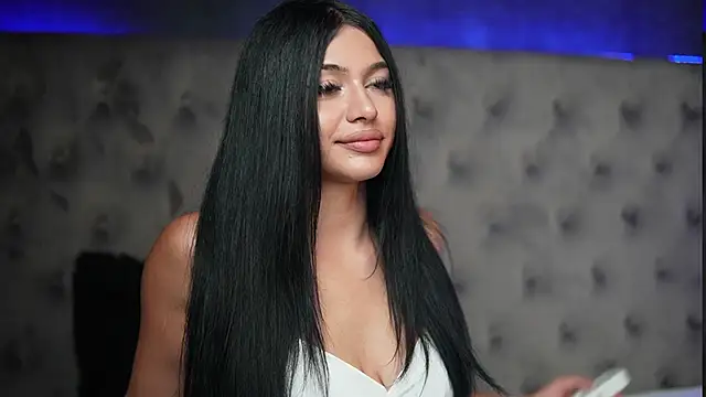 Snapshot of GiuliaSya chatting on September 14, 2025, 8:41 pm GiuliaSya online show from September 14, 2025, 8:41 pm