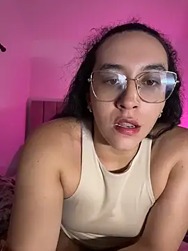 alehia cute online show from July 29, 2026, 12:42 am